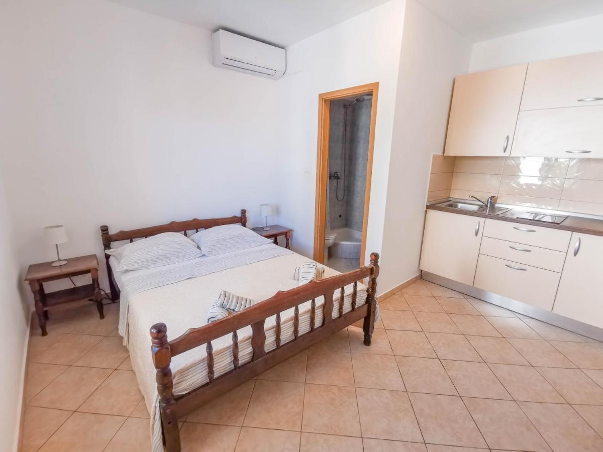Apartments Patrick Baška Voda エクステリア 写真