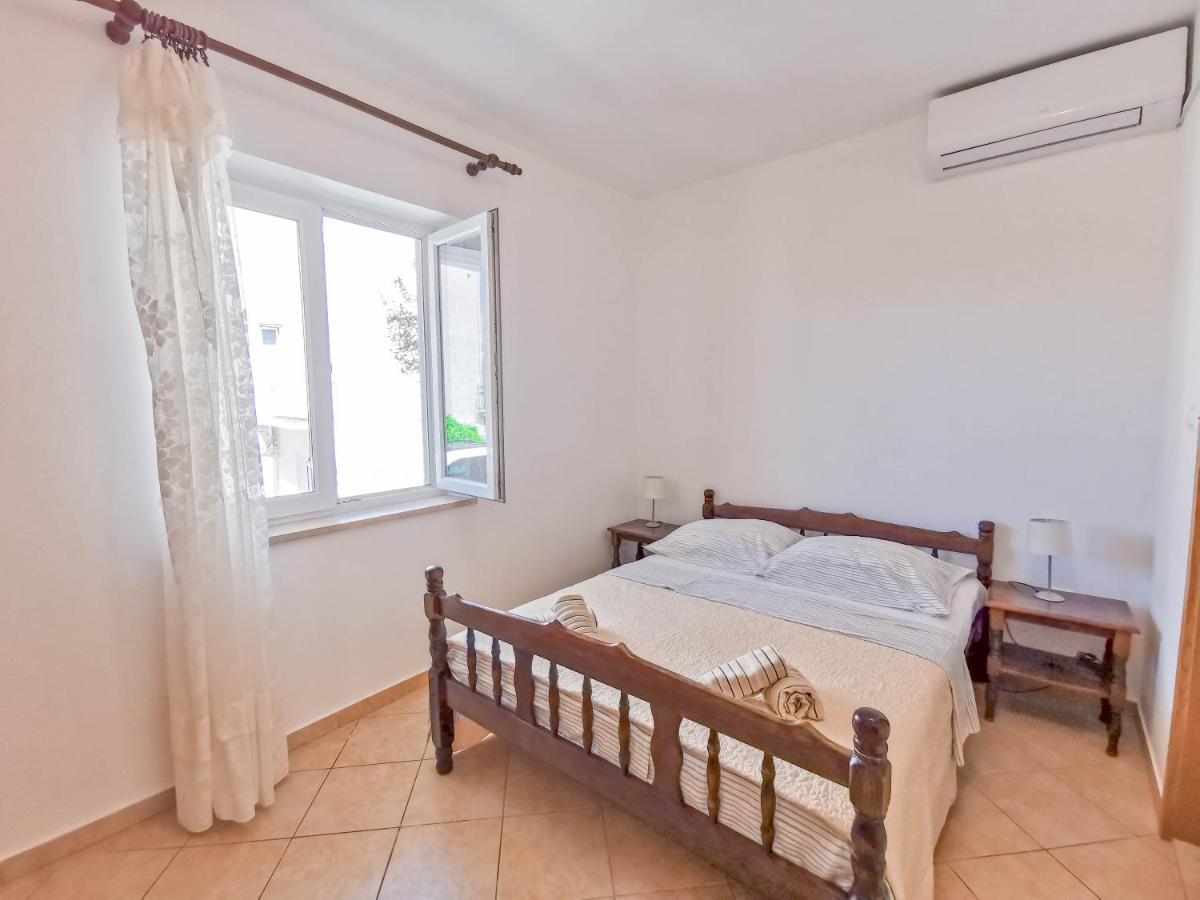 Apartments Patrick Baška Voda エクステリア 写真