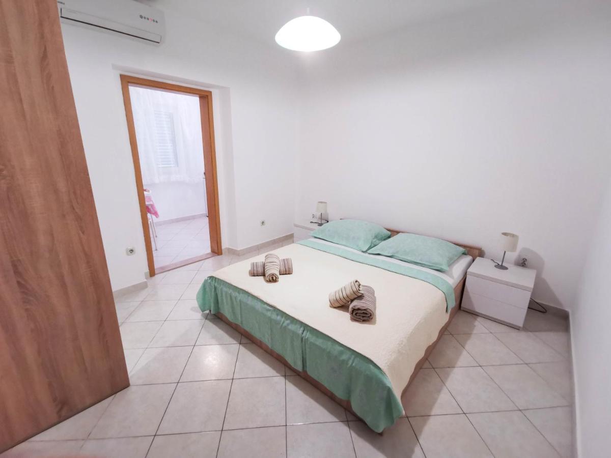 Apartments Patrick Baška Voda エクステリア 写真