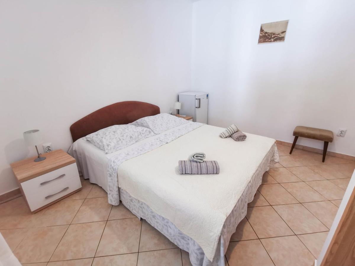 Apartments Patrick Baška Voda エクステリア 写真