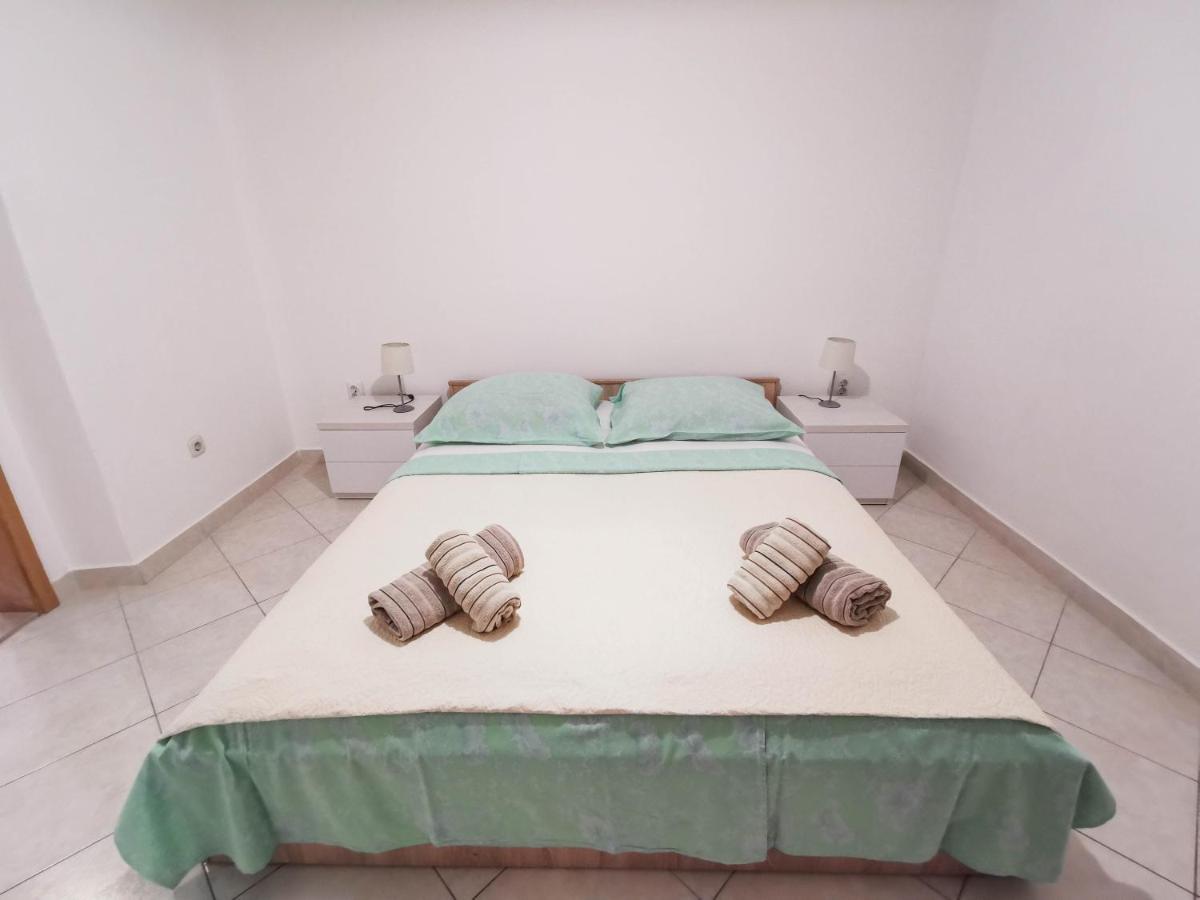 Apartments Patrick Baška Voda エクステリア 写真
