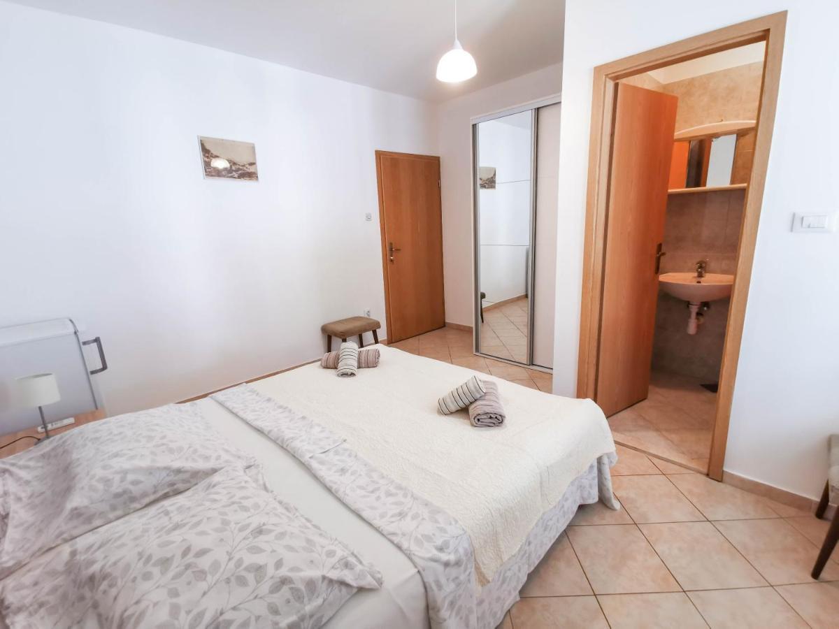 Apartments Patrick Baška Voda エクステリア 写真